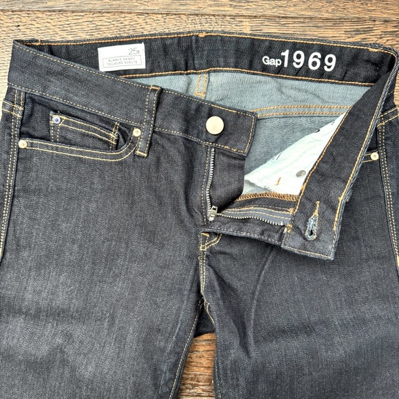 Gap Women's Always Skinny Jeans - Picture 2 of 4